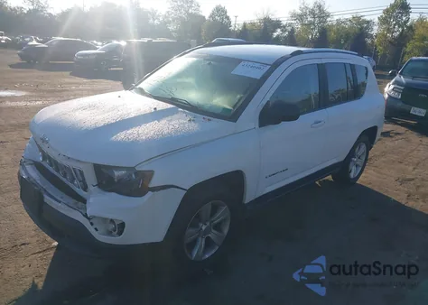 2014 Jeep Compass Sport z USA, uszkodzony, nr VIN 1C4NJDBB4ED927138